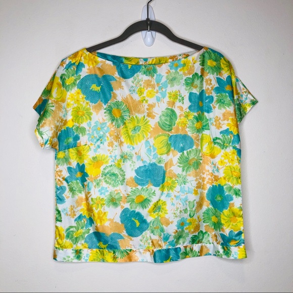 Vintage Tops - 1960s Handmade Boatneck Blouse Large Floral Crop
